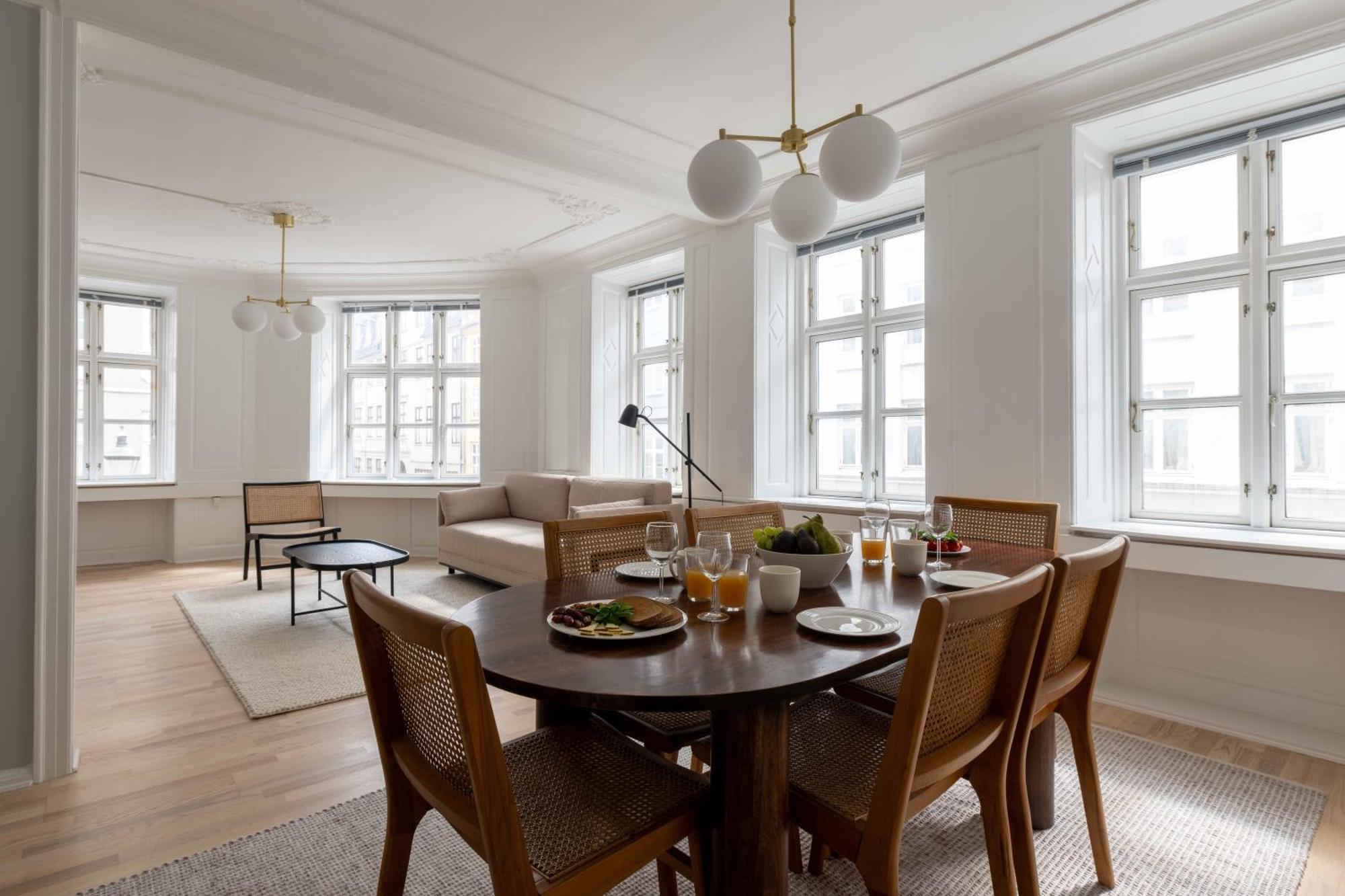 Spacious Tivoli Gardens Apartment W 3 Bedrooms København Eksteriør billede